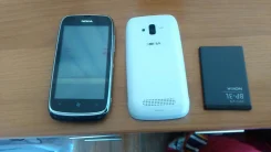 Nokia Lumia 610. �/�