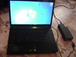 DNS Extreme. 2,2����, ��� 8 ��, ���� 640���, WiFi, Bluetooth, ����������� �� 2��.