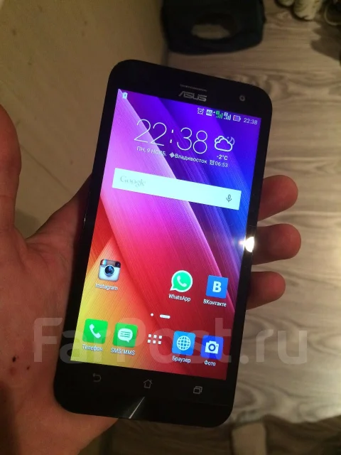 Asus ZenFone 2 ze550ml. ����� ����