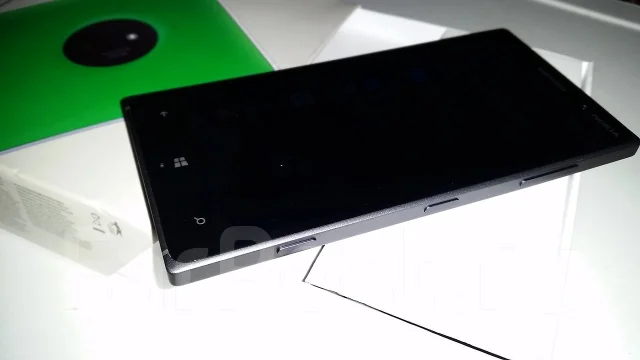 Nokia Lumia 830 ����
