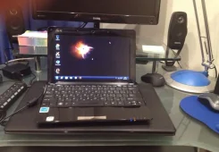 Asus Eee PC 1005. 10.1", ��� 1024 ��, WiFi