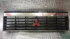 Решетка радиатора. Mitsubishi Pajero, V24WG, V24W