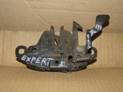 Замок капота. Nissan Crew, YHK30, THK30, HK30, SK30, TSK30, QK30 Nissan Expert, VENW11, VW11, VNW11, VEW11 Nissan Avenir, SW11, W11, PNW11, PW11, RNW1...