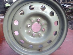 Barracuda Stiletto Rosso. 14.0x14", 4x110, ET-65, �� 1,5���. ����