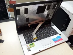 Roverbook Pro ����