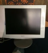 Sony. 15" ����