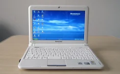 Lenovo IdeaPad S10-2. 16,0����, ��� 1024 ��, ���� 160���, WiFi, Bluetooth, ����������� �� 3��. ����