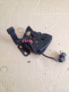 Замок капота. Honda Accord, CL7, CL8, CL9, CM1, CM2 Двигатели: 20T2N, 20T2N14N, 20T2N15N, 20TN, K20A, K20A6, K20A7, K20A8, K24A, K24A3, K24A4, K24A8