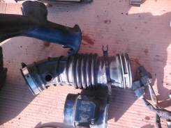Патрубок воздухозаборника. Nissan: Bluebird, Pulsar, NX-Coupe, Cedric, Wingroad, Lucino, Avenir Salut, Presea, Sunny California, Primera Camino, Sunny...