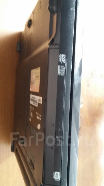 Samsung R560. 2,6����, ��� 3072 ��, ���� 250���, WiFi: 1, Bluetooth: 1, ����������� �� 1��. ����