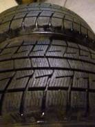 Bridgestone Blizzak Revo1. Зимние, без шипов, износ: 10%, 2 шт