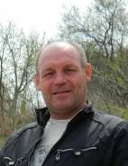 Водитель бульдозера. Средне-специальное образование, опыт работы 33 года
