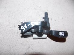 Ручка открывания бензобака. Toyota Vista Ardeo, AZV55G, SV50, SV55, SV55G, ZZV50G, SV50G, ZZV50