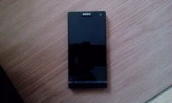 Sony Xperia S. ��� �����
