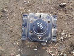 Крепление запасного колеса. Mitsubishi Pajero, V63W, V73W, V65W, V75W, V78W, V97W, V77W, V68W
