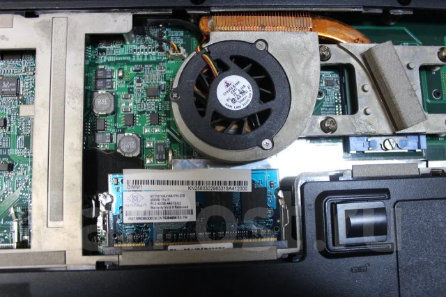 Roverbook Voyager. ��� 256 �� � ������, ���� 40��� ����
