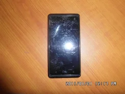 HTC Desire 600. �/�
