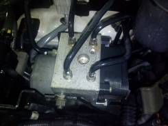 Блок abs. Nissan Terrano, TR50, LR50, PR50, LVR50, RR50, LUR50 Двигатели: ZD30DDTI, TD27TI, QD32ETI, VG33E, QD32TI, TD27ETI