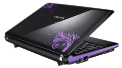 Samsung NC10. 1,6����, ��� 2048 ��, ���� 160���, WiFi: 1, Bluetooth: 1 ����