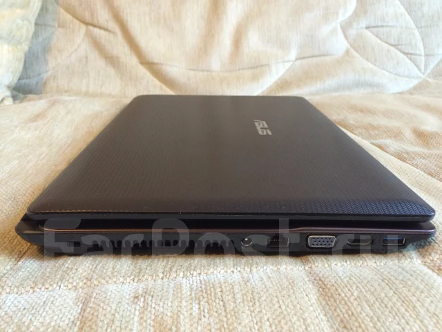 Asus K43SV. 2,2����, ��� 4 ��, ���� 160���, WiFi: 1, Bluetooth: 1, ����������� �� 5��. ����