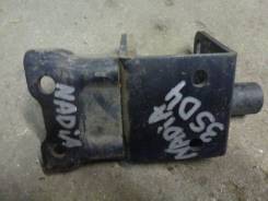 Кронштейн опоры двигателя. Toyota Nadia, SXN10 Двигатель 3SFSE