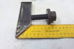 Болт шкива коленвала. Nissan: Tino, Bluebird, Terrano2, Caravan, Patrol, Wingroad, Presage, Silvia, Sunny California, Avenir, Almera Tino, Datsun, Hom...