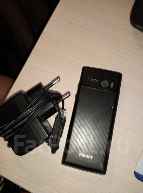 Philips Xenium X513. �/� ����