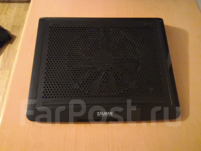 Lenovo G700. 2,1����, ��� 8 ��, ���� 1 000���, WiFi: 1, Bluetooth: 1, ����������� �� 6��. ����
