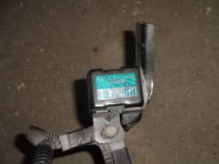 Датчик airbag. Toyota GS300, JZS160, UZS160, UZS161 Toyota Aristo, JZS160, JZS161 Двигатели: 3UZFE, 2JZGE, 1UZFE, 2JZGTE