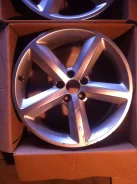 Ronal. x8.5"