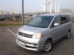 Услуги микроавтобуса Toyota Voxy c водителем. С водителем