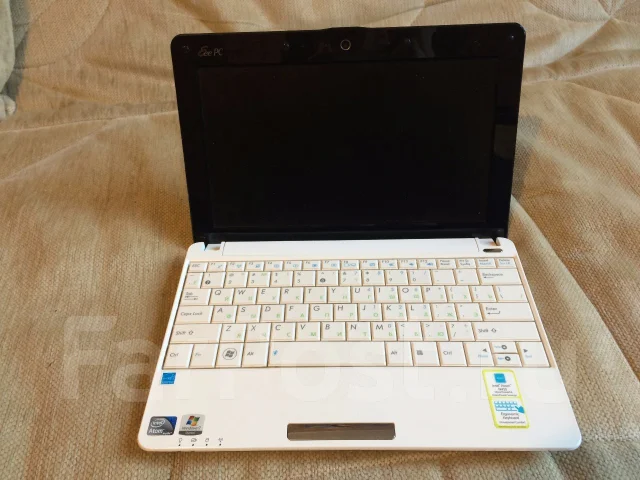 Asus Eee PC 1005PXD. 1,7����, ��� 1024 ��, ���� 250���, WiFi: 1, Bluetooth: 1, ����������� �� 4��. ����