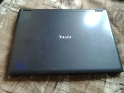 BenQ. 200,0����, ��� 512 ��, ���� 100���, WiFi, ����������� �� 2��. ����