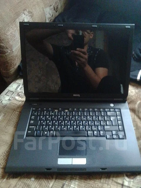 BenQ. 200����, ��� 512 ��, ���� 100���, WiFi: 1, ����������� �� 2��. ����