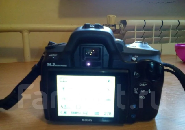 Sony Alpha DSLR-A380 ����
