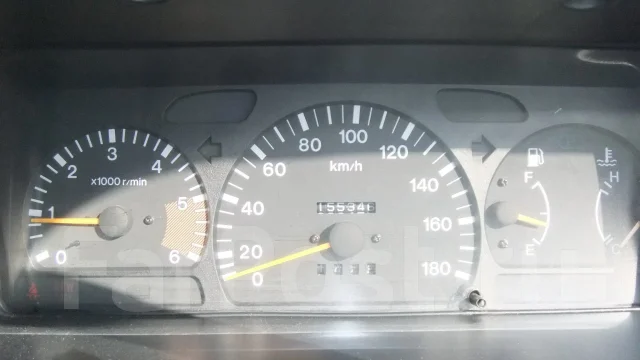 Mazda Proceed Marvie. UVL6R, WLT ����