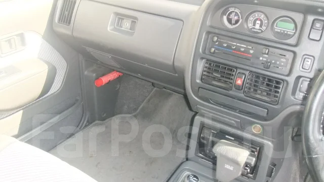 Mazda Proceed Marvie. UVL6R, WLT ����