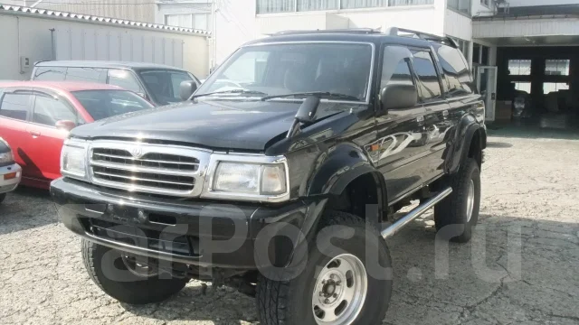 Mazda Proceed Marvie. UVL6R, WLT ����