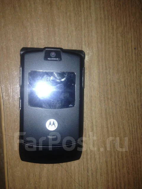 Motorola RAZR V3 ����