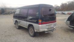 Стекло заднее. Mitsubishi Delica, P25W, P35W Двигатель 4D56