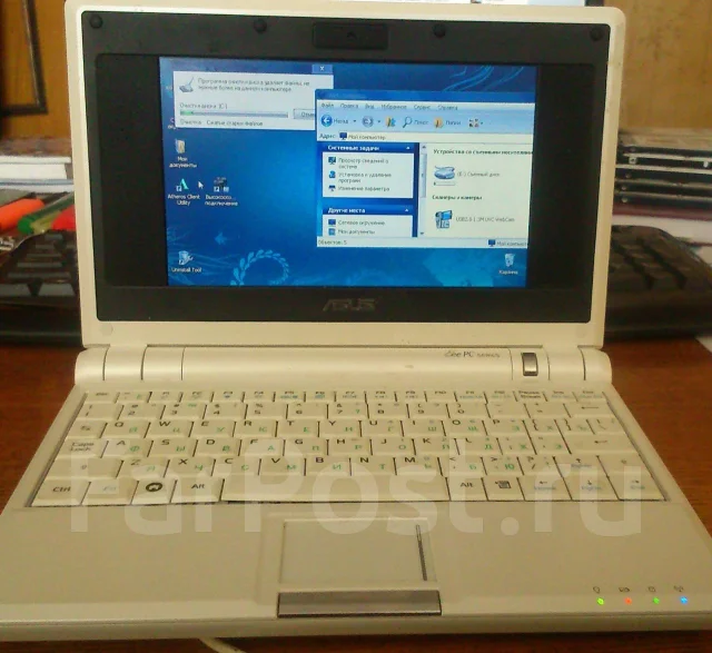 Asus Eee PC. 0,9����, ��� 512 ��, ���� 4���, WiFi: 1, ����������� �� 1��. ����