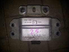 Подушка двигателя. Volkswagen Caddy Volkswagen Golf Volkswagen Tiguan Volkswagen Jetta Двигатель BKC