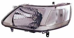Фара. Nissan Serena