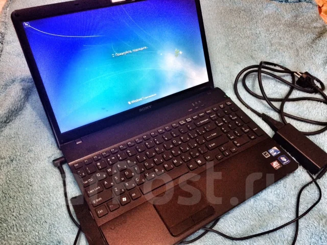 Sony VAIO VPC-EB4M1R. ��� 4 ��, ���� 320���, WiFi: 1, Bluetooth: 1, ����������� �� 2��. ����