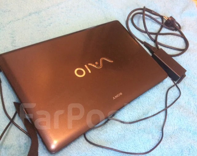 Sony VAIO VPC-EB4M1R. ��� 4 ��, ���� 320���, WiFi: 1, Bluetooth: 1, ����������� �� 2��. ����