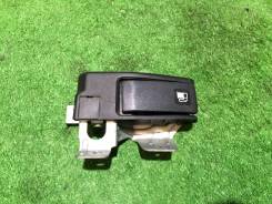 Ручка открывания бензобака. Subaru Legacy Lancaster, BH9 Subaru Legacy, BGB, BFB, BG5, BF5, BG3, BF3, BH5, BG9, BG7, BF7, BH9, BGA, BHC, BFA, BGC, BHE...