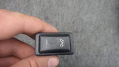 Кнопка включения обогрева. Nissan Primera, TP12, P12E, TNP12, P12, HP12