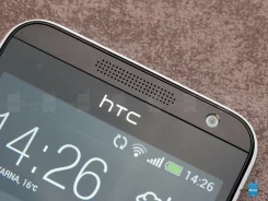 HTC Desire 300. �/�