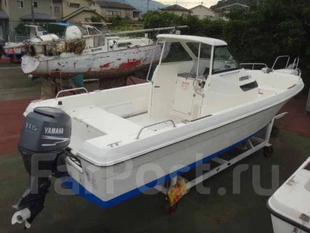 Yamaha UF-25. 1998 ���, ����� 7,8��., ��������� ���������, 115��.�., ������. ��� ����� �� ������������ ����