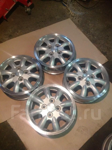 Daihatsu. 4.5x13", 4x100, ET45 ����